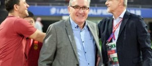 飞鲸体育直播-NBA季后赛中，如何防止伤病影响球队整体实力？（nba季后赛防守强度高吗）